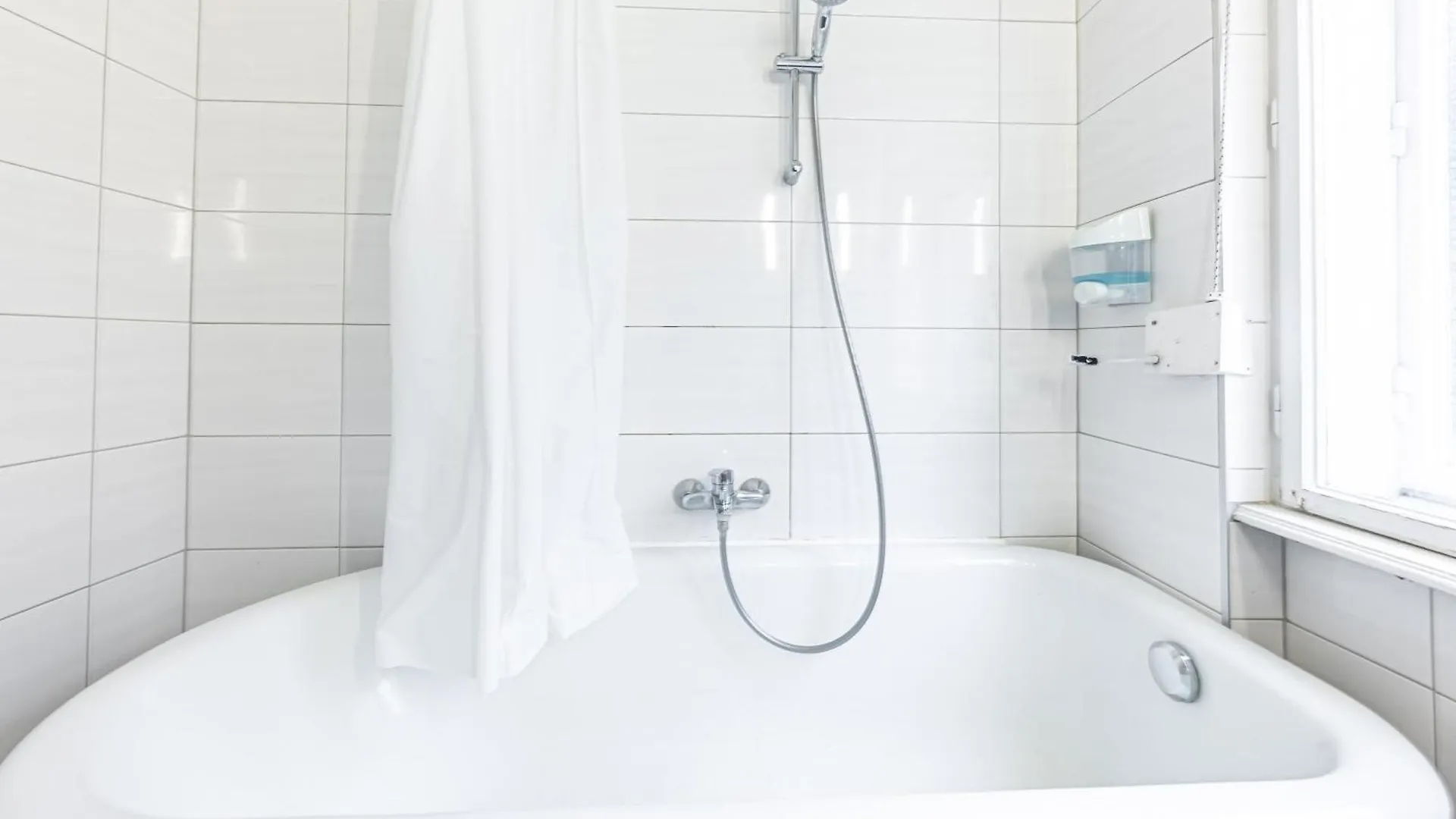 Christiano Apartments - Villa Schoenbrunn Vienna 0*,  Austria